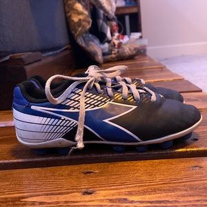 diadora cleats used fairly size 2 kids